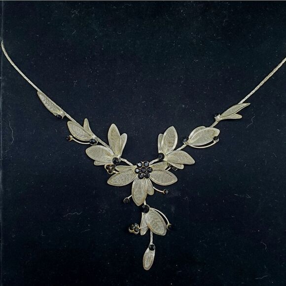 Christina Collection Silver & Black Leaf Necklace - Picture 1 of 3
